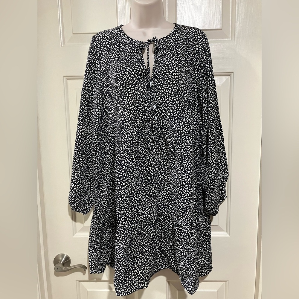 Temofon NWT…woman size small  dress